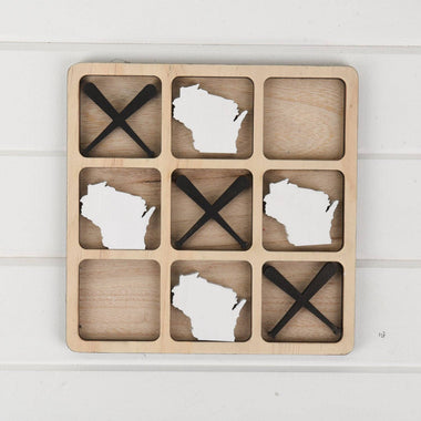 Wisconsin Tic Tac Toe Board: Wisconsin with Cross Baseball Bats